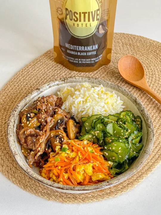 干净饮食🥗口蘑牛肉盐渍黄瓜盖饭🥒黑咖啡☕