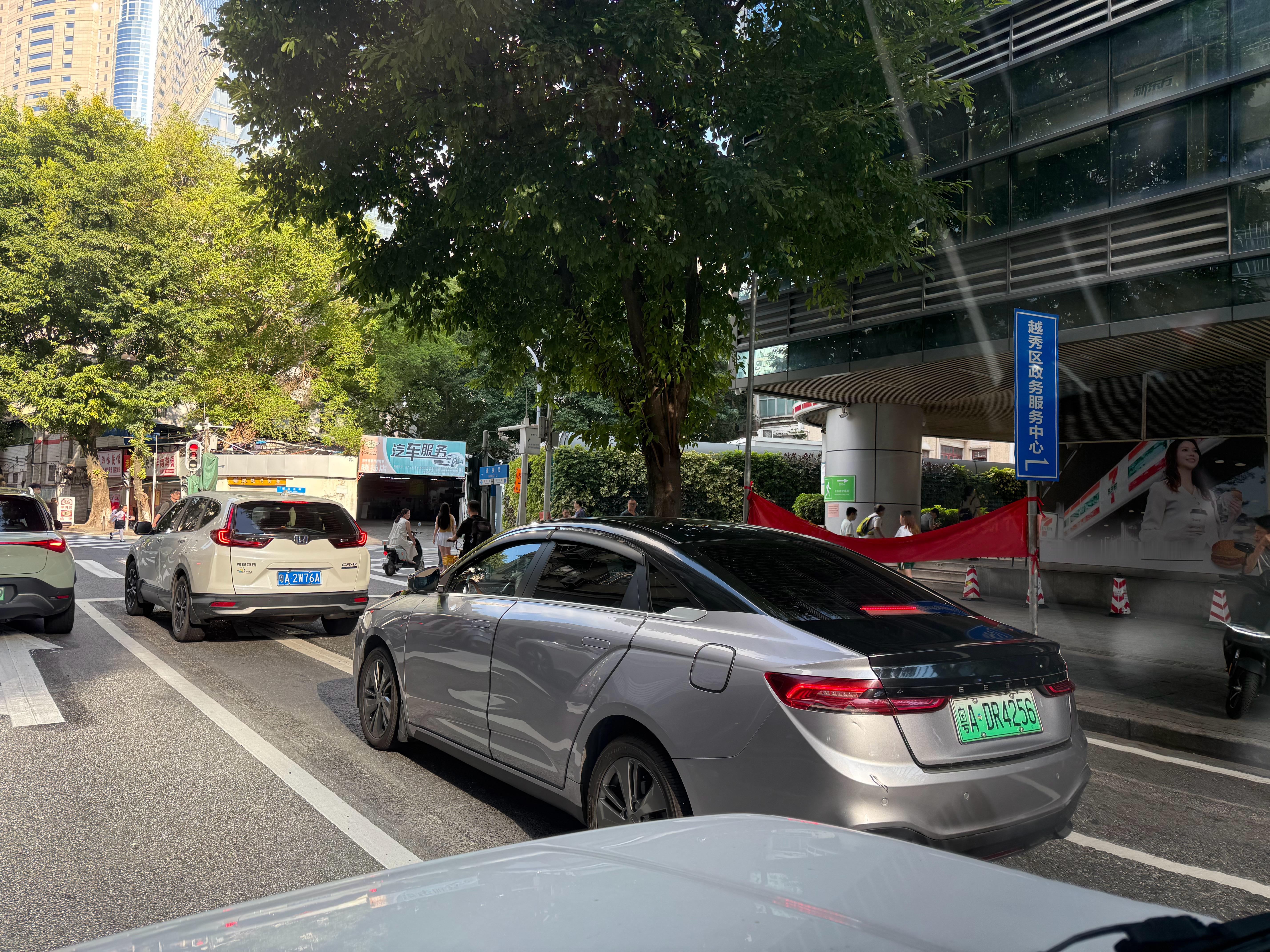 这双拼色，真不是每台车都可以的[允悲] ​​​