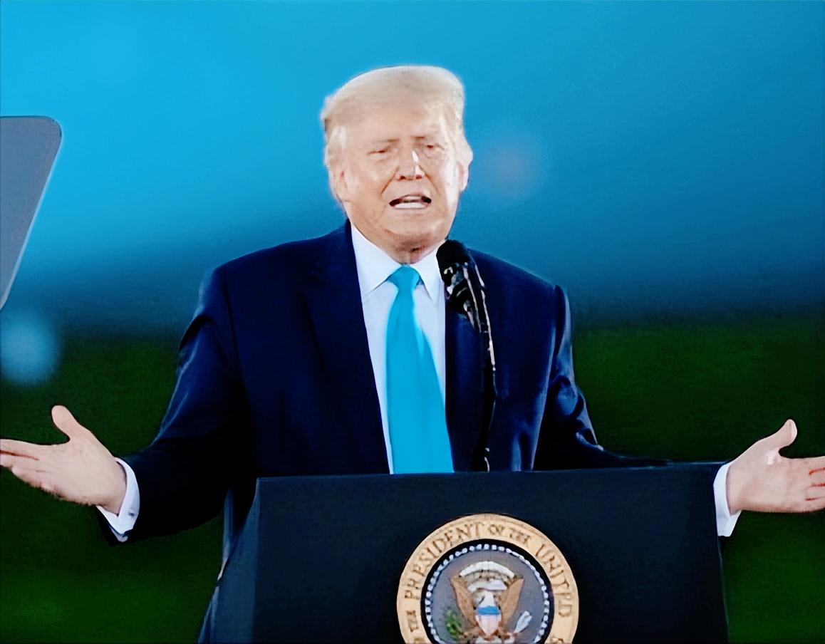 这事远不是那么简单，特朗普正式宣布，美国大型科技公司必须自行解决AI数据中心的用