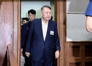 尹锡悦在看守所内收超6.5亿巨款！特朗普和鲁比奥被喊话：小心点！

麻烦看官老爷