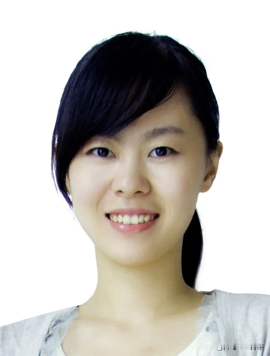 买医药股的铁子们…
“医药女神”葛兰的三季度十大重仓股最新调仓动作来了，请注意查