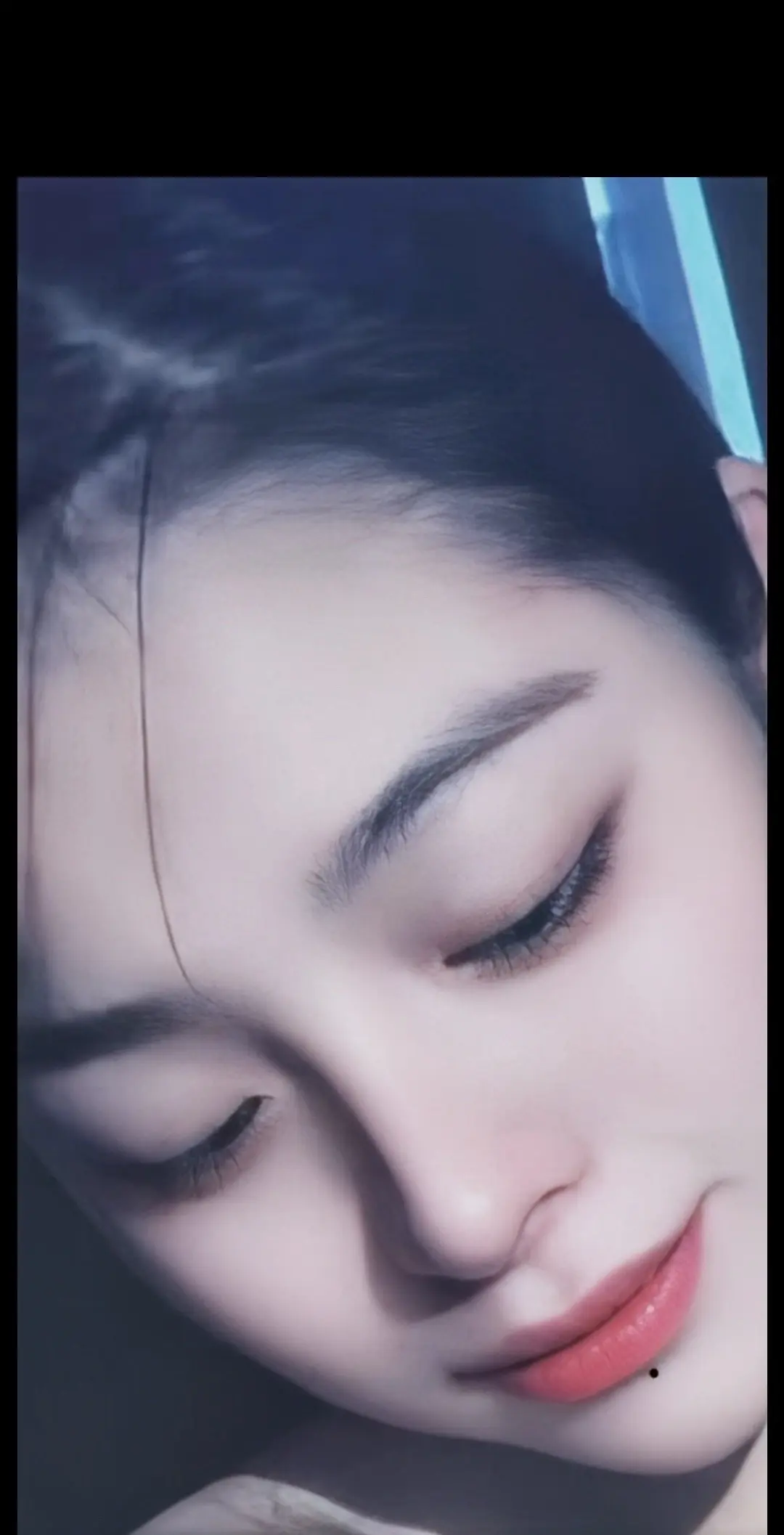 把时间跟精力都放在提升自己。守好自己的能量。不要被外界的任何人、事、物...