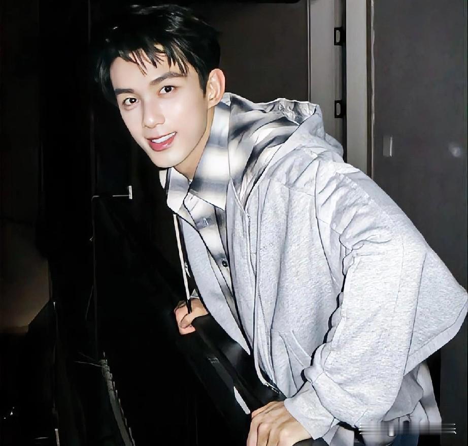 炸锅！吴磊被恶意诽谤，白珊珊“盗号”谎言被无情戳穿

惊爆眼球！演员吴磊竟无端陷