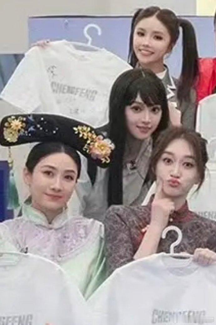 陶昕然cos安陵容陶昕然cos甄嬛传安陵容谁能想到在浪姐还能看到安陵容复刻，陶昕