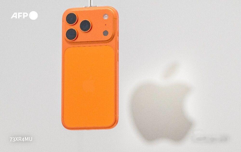 新闻快讯——苹果公司宣布与谷歌Gemini团队达成合作，为包括Siri助手在内的