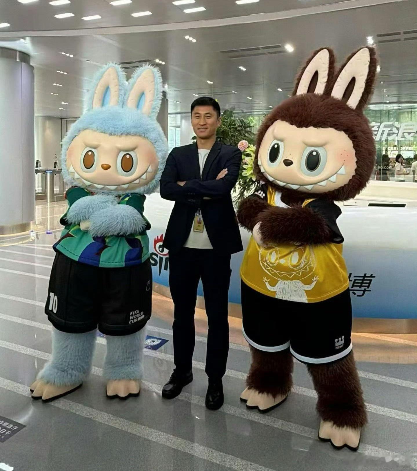 LABUBU好忙马宁也忙，中超很缺裁判，啥时候回来吹比赛，需要你镇场子！
