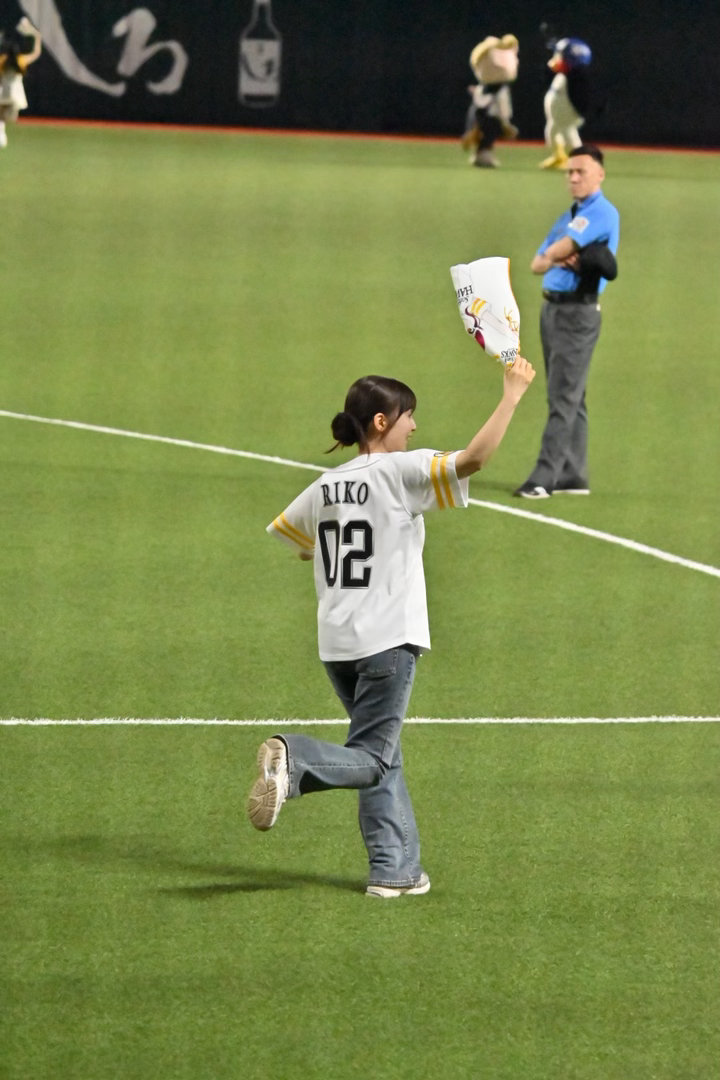 梨梨Aqours逢田梨香子