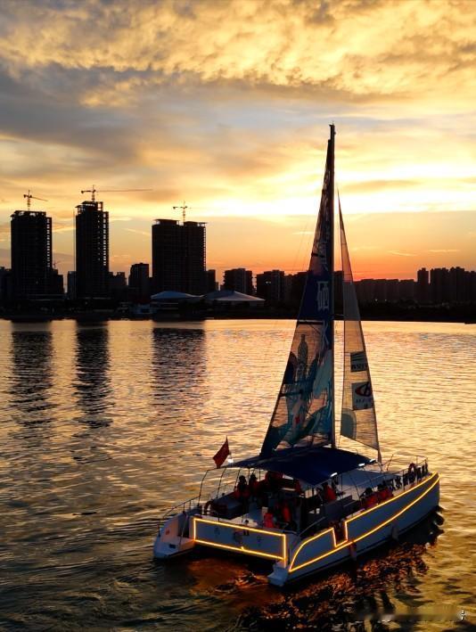 在西安，夏天傍晚不去一次后海，真是一种遗憾呀！后海 后海一景 西安后海照片集