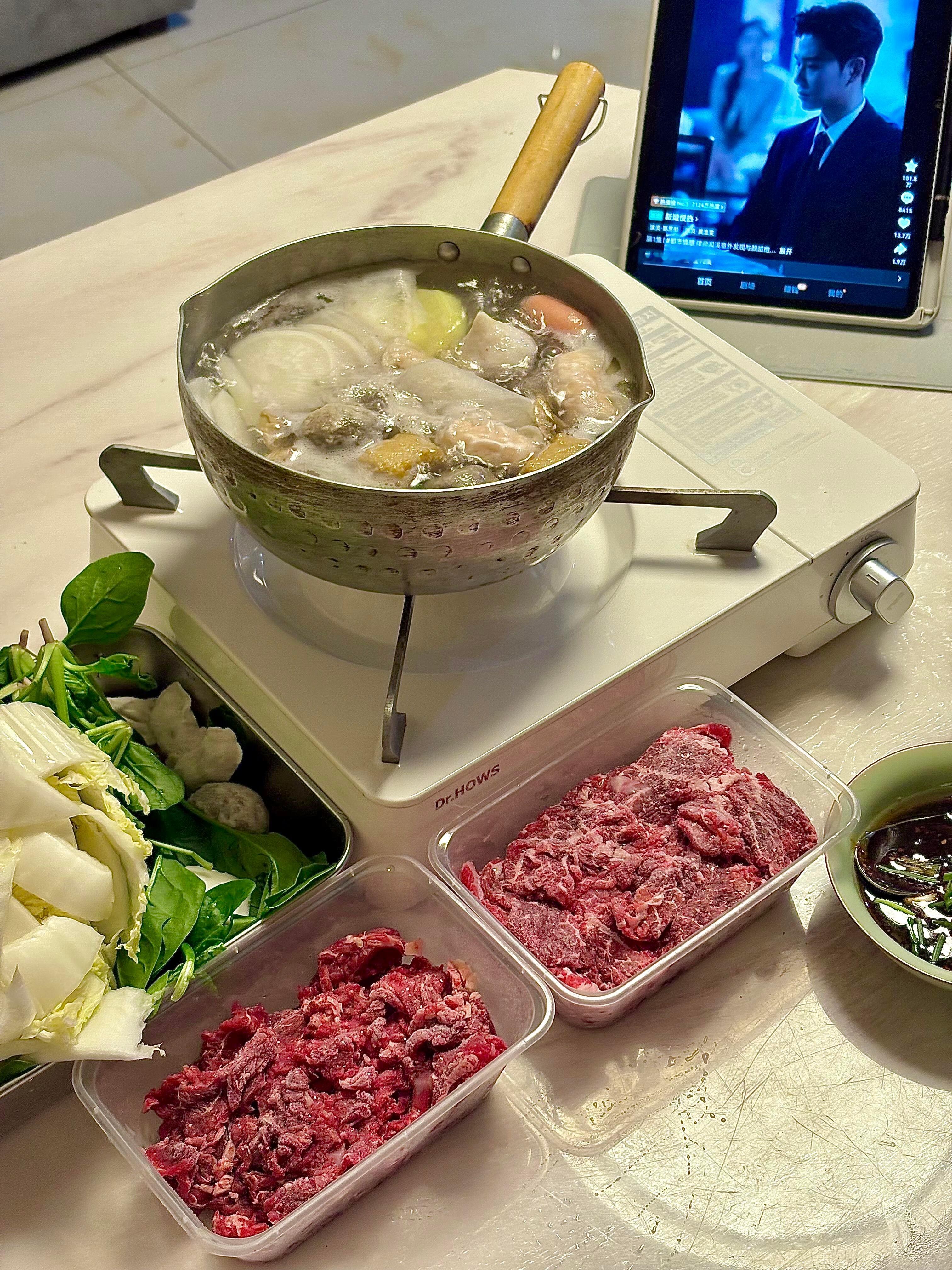 一个人的深夜晚上宅家的含金量在这一刻体现了娃睡了  此刻只想一个人静静的待着喜欢