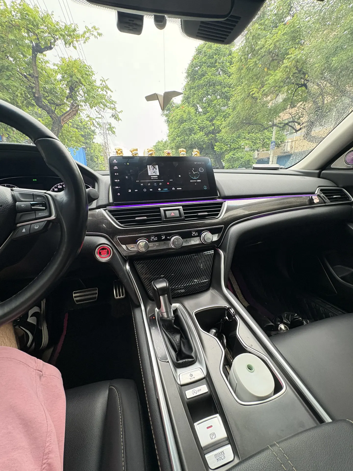 人除了赚钱 其实不需要太多的社交 最好的状态就是销声匿迹