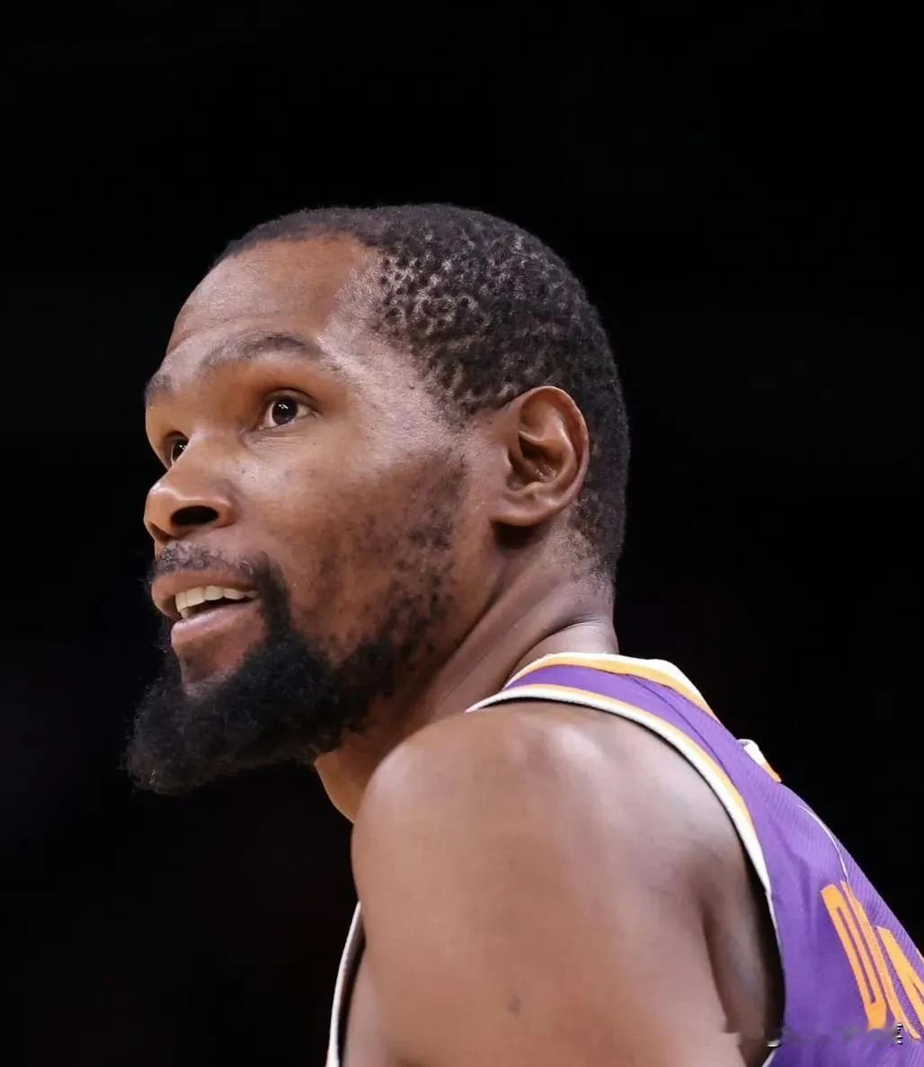 Zach Lowe：马刺现在很神秘，没人知道他们愿意为杜兰特付出多少筹码。获得杜