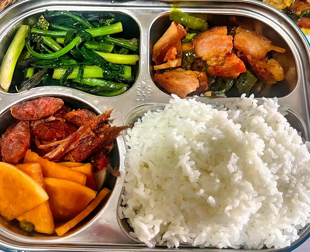 你发现了吗？

渣男一般都会有一个女儿。

女儿长大后，都会遇到渣男。婚姻感情一