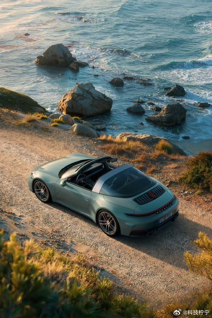 探索未来，触摸梦想。我们承诺，每一款车型都是对透明与真实的追求。从细节到科技，从