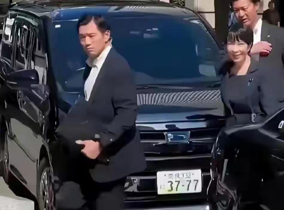 最近高市早苗的“37-77”车牌吵翻了天，有人说暗戳戳纪念卢沟桥事变，日媒又辟谣