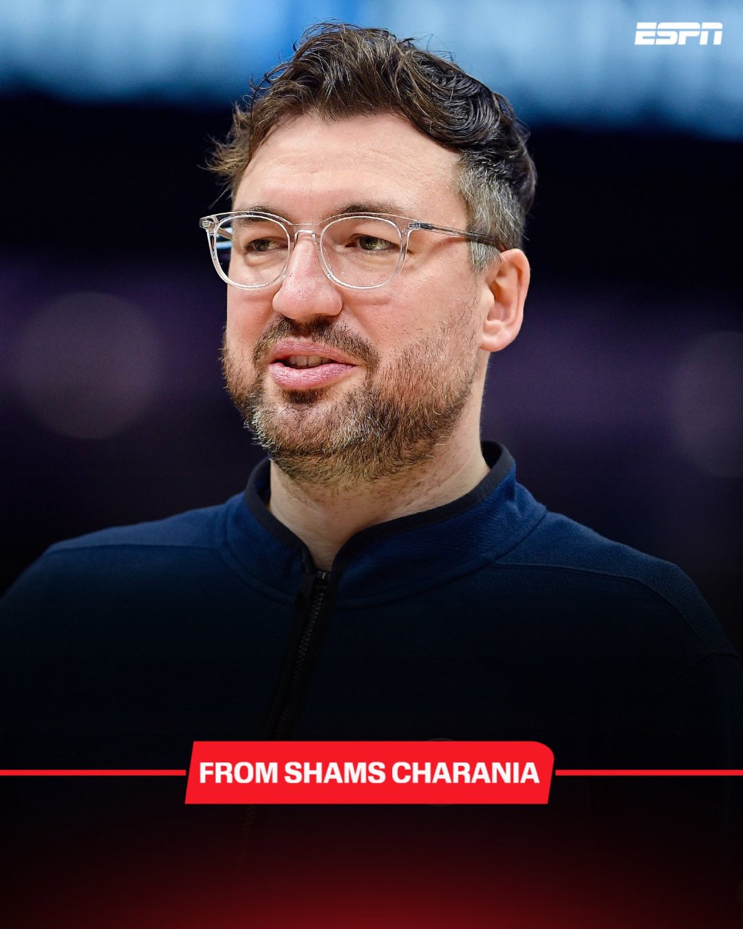 纽约自由人队已与金州勇士队达成协议，将聘请勇士队助理教练克里斯·德马科担任球队新