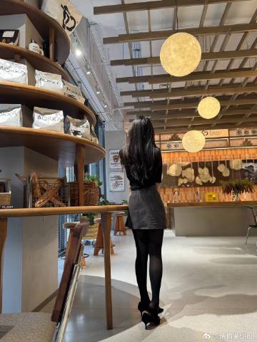 厚黑的季节