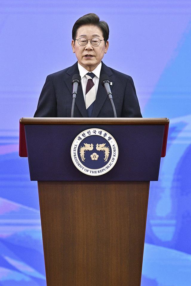 韩国这次算是做了个明智的决定。据韩媒报道，韩国拒绝了美国韩美日三边空中演习的邀请