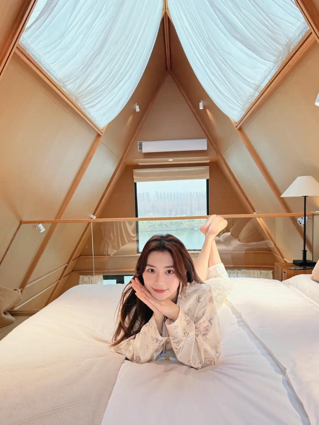 如果吻她一下会穷三年，但你愿意吗