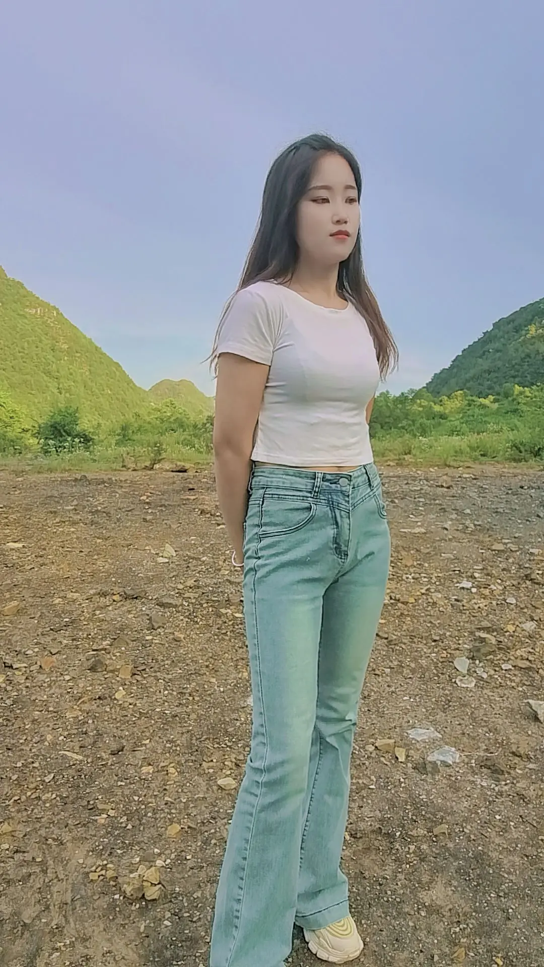 我不会强求任何人把我放在重要的位置上，可我一旦意识到我在你那儿没那么重...