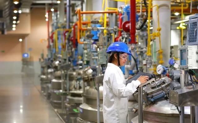 印度电力部长曾公开表示，外资已经把特高压技术传授给了他们，现在轮到印度制造登场了