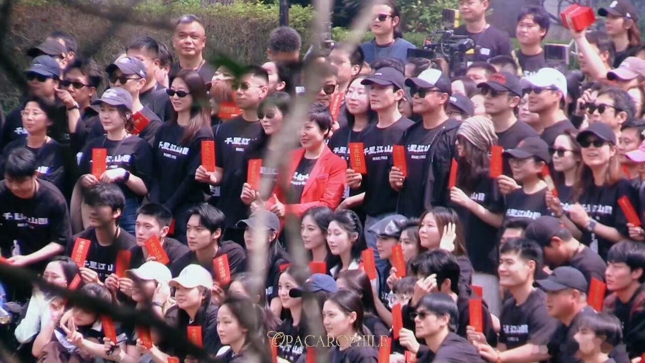 谍战电影《千里江山图》今日上海开机主演：朱一龙、于适、陈道明、张子枫、文咏珊、白