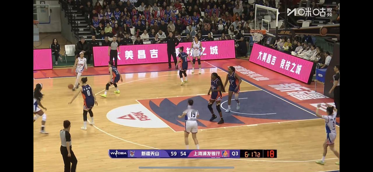 WCBA今晚战神-王雪朦，98:95击败上海女篮

她一个人独得30分10板1助