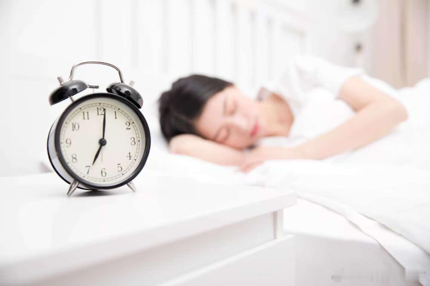 专家称睡眠时长影响热量摄入  晒晒你的新年健康搭子  把健康带回家  研究发现，
