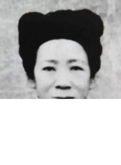 1982年，河北老太太病逝，临终前，她再三叮嘱自己的儿子：＂你记着，我死以后，无