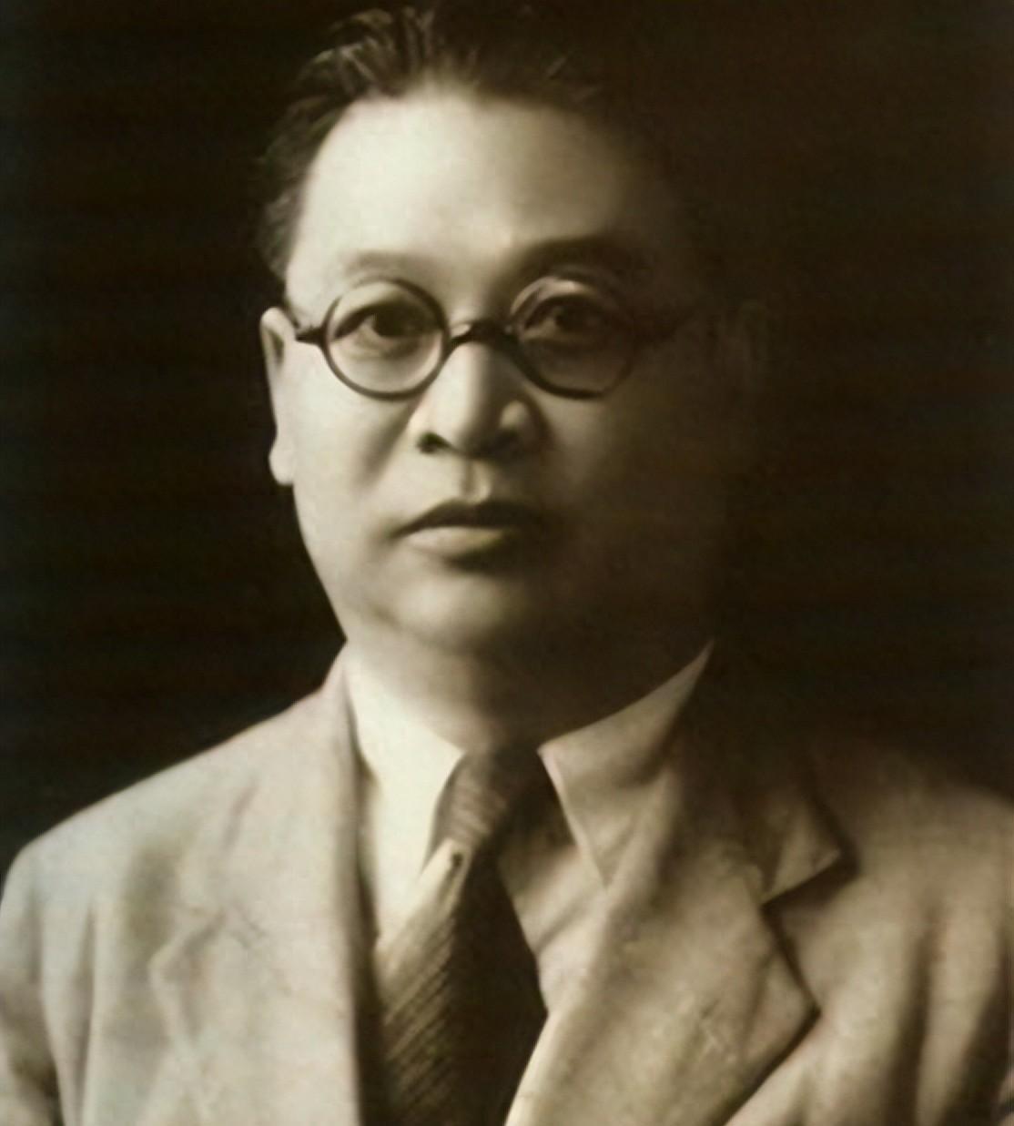 陈赓介绍唐生明时称他为兄弟，毛主席却幽默地问：你知道他和我是什么关系吗？
192