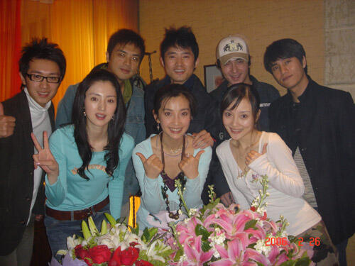 2006年，李冰冰生日合影看看都有谁在？ 