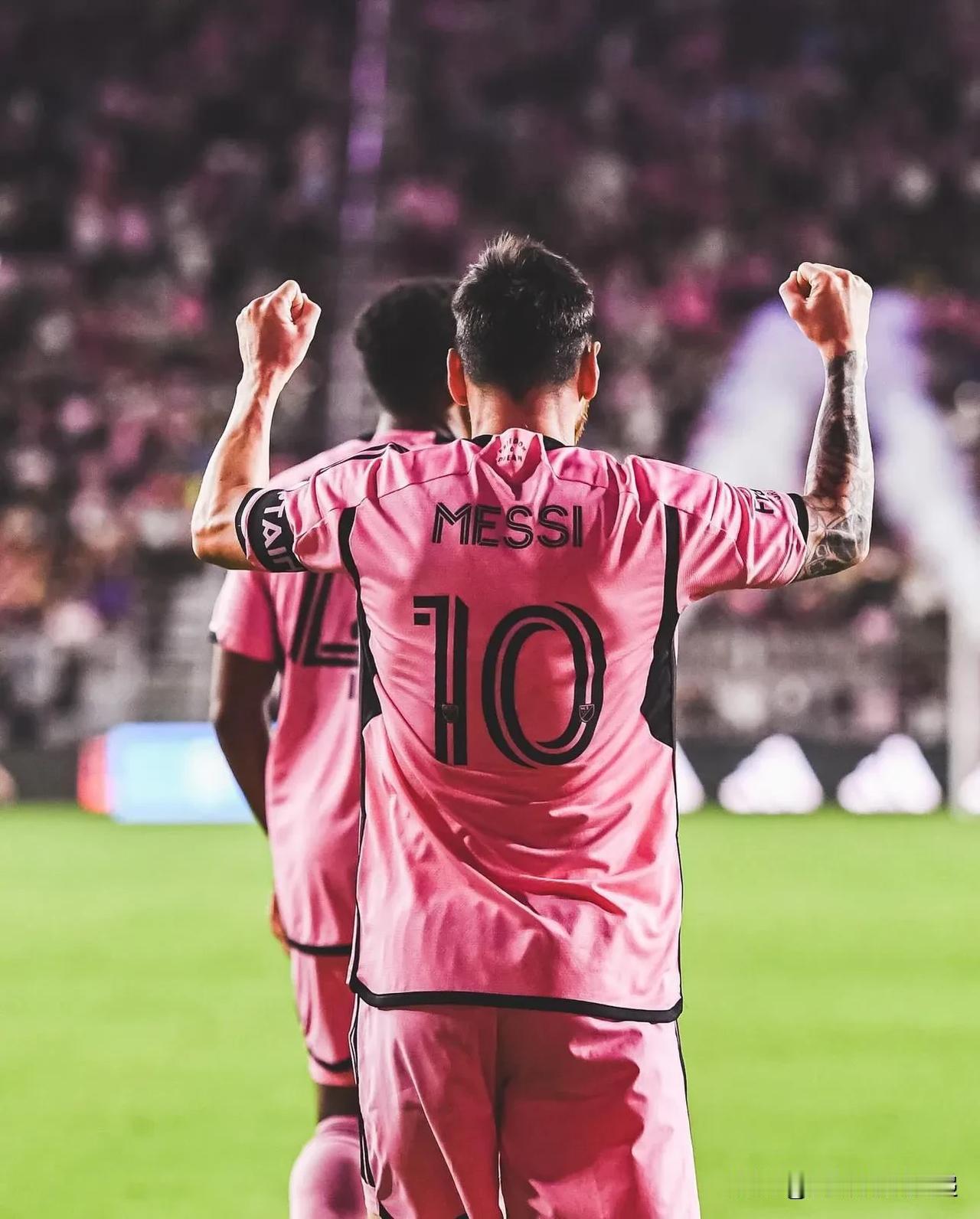 莱昂内尔·梅西 2024 🇦🇷
🥅 10 场比赛 (815 分钟)
⚽️ 