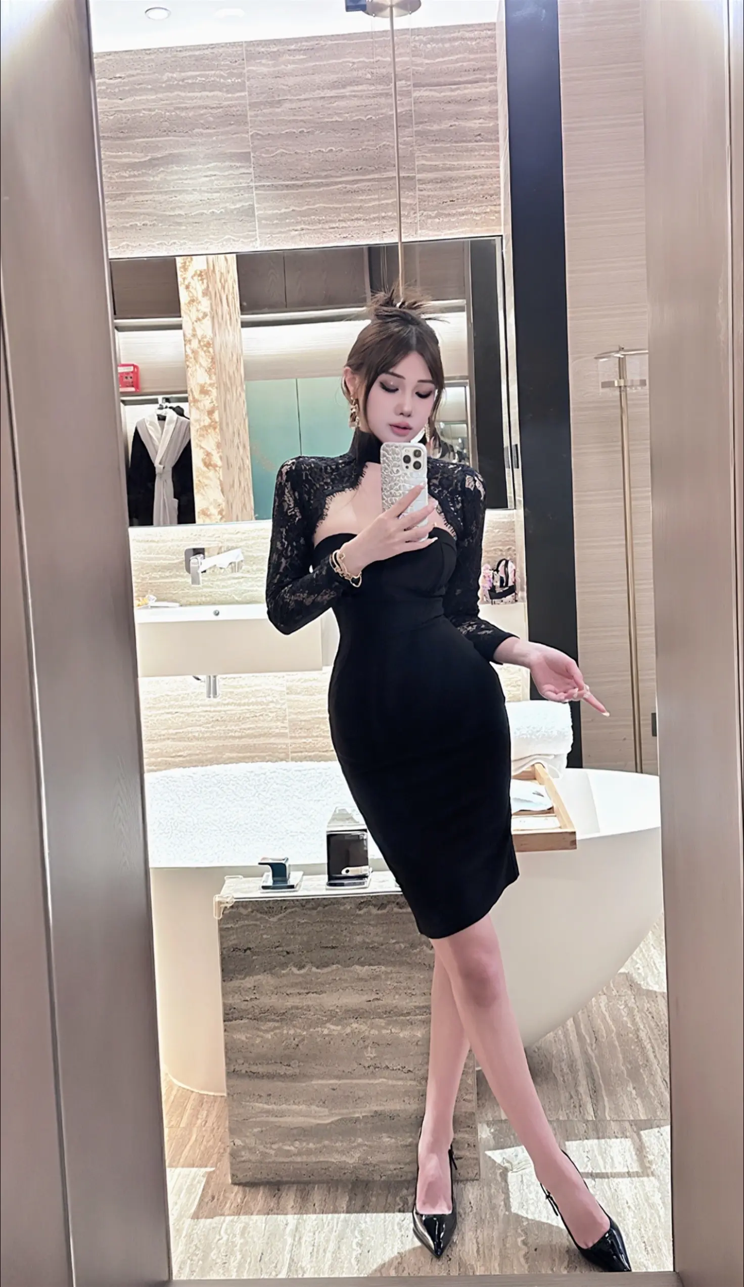 发照片不就是为了听你叫那两个字吗