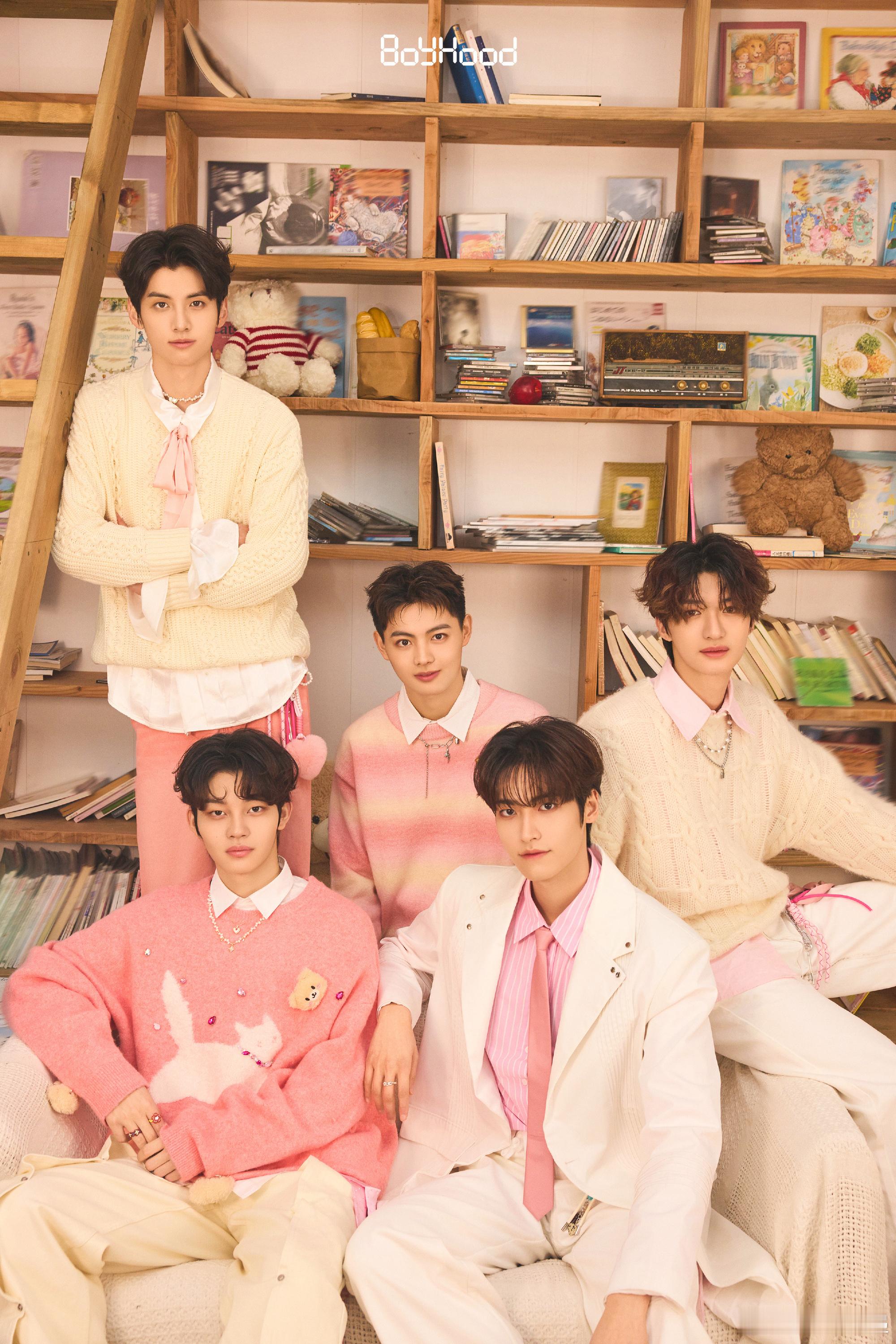 时代峰峻SM乐华合体小芒这盛世如你所愿，内娱韩娱全拿下，追星女孩的快乐和痛苦并存