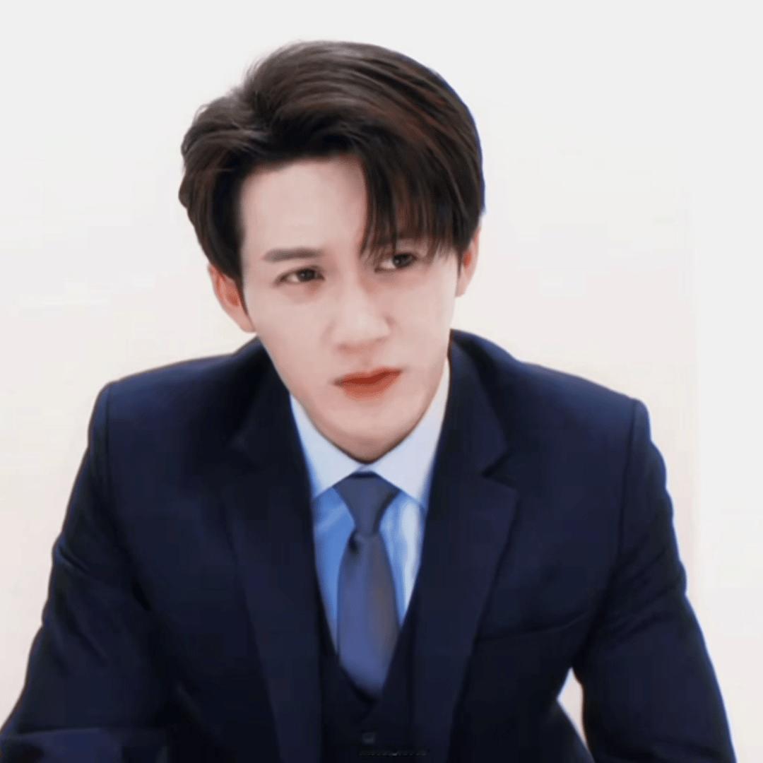 檀健次李亦非李亦非檀健次我在戏里洗澡被人看过 李亦非一脸懵下次记得带纸啊要不要我