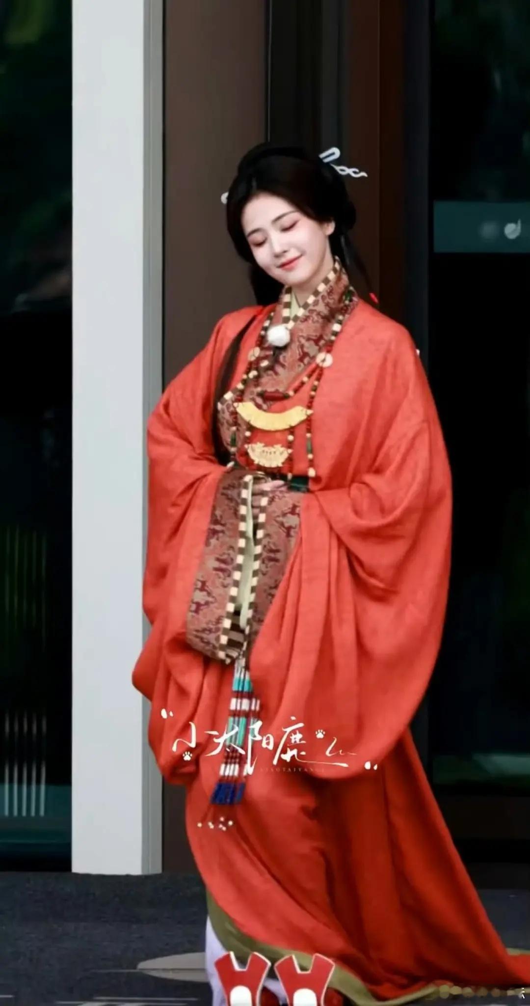 我不行了 白鹿真的截胡陈都灵翘楚来的 