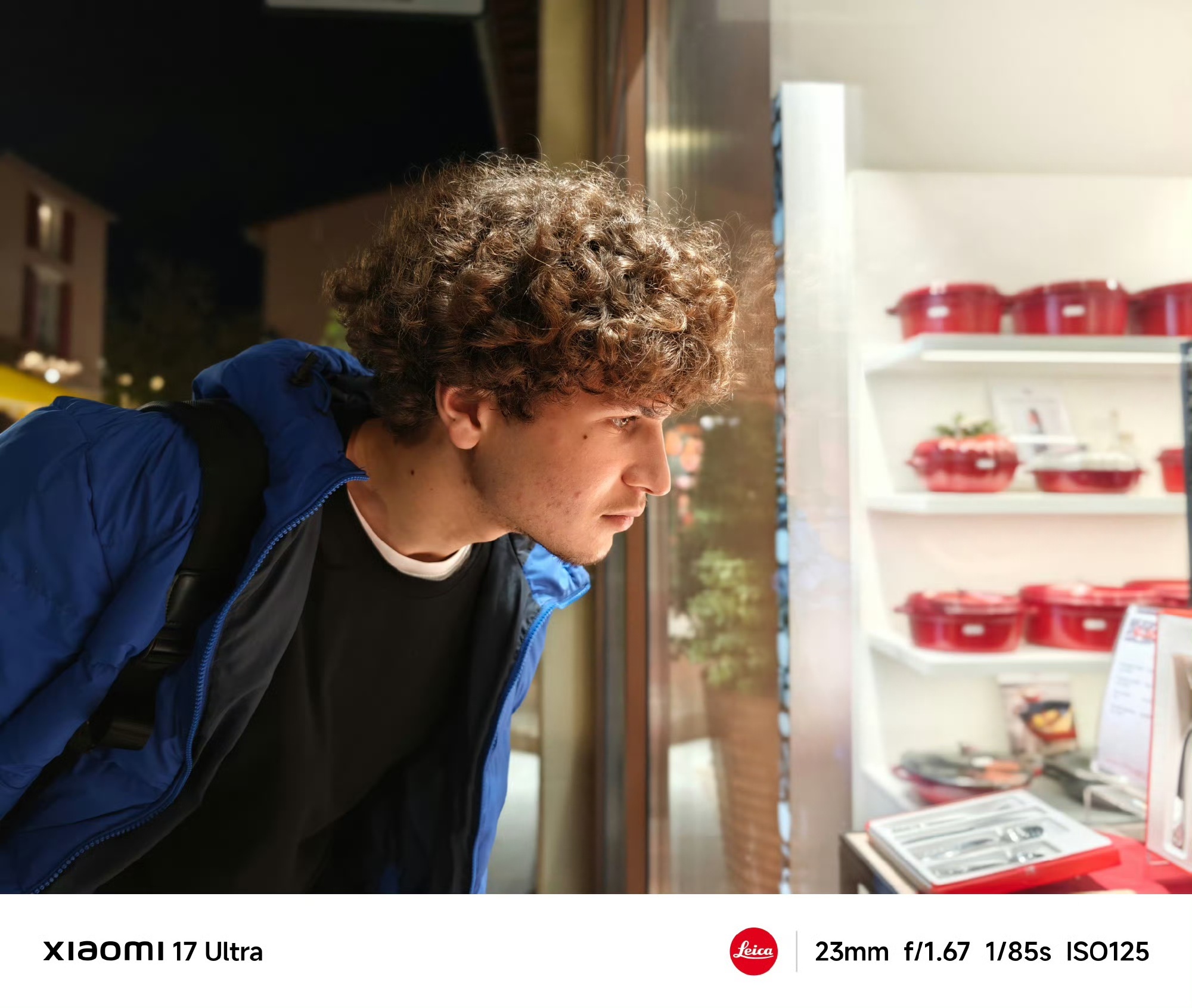 小米17Ultra四颗人像镜头今天把小米17 Ultra 的人像样张来回看了好几