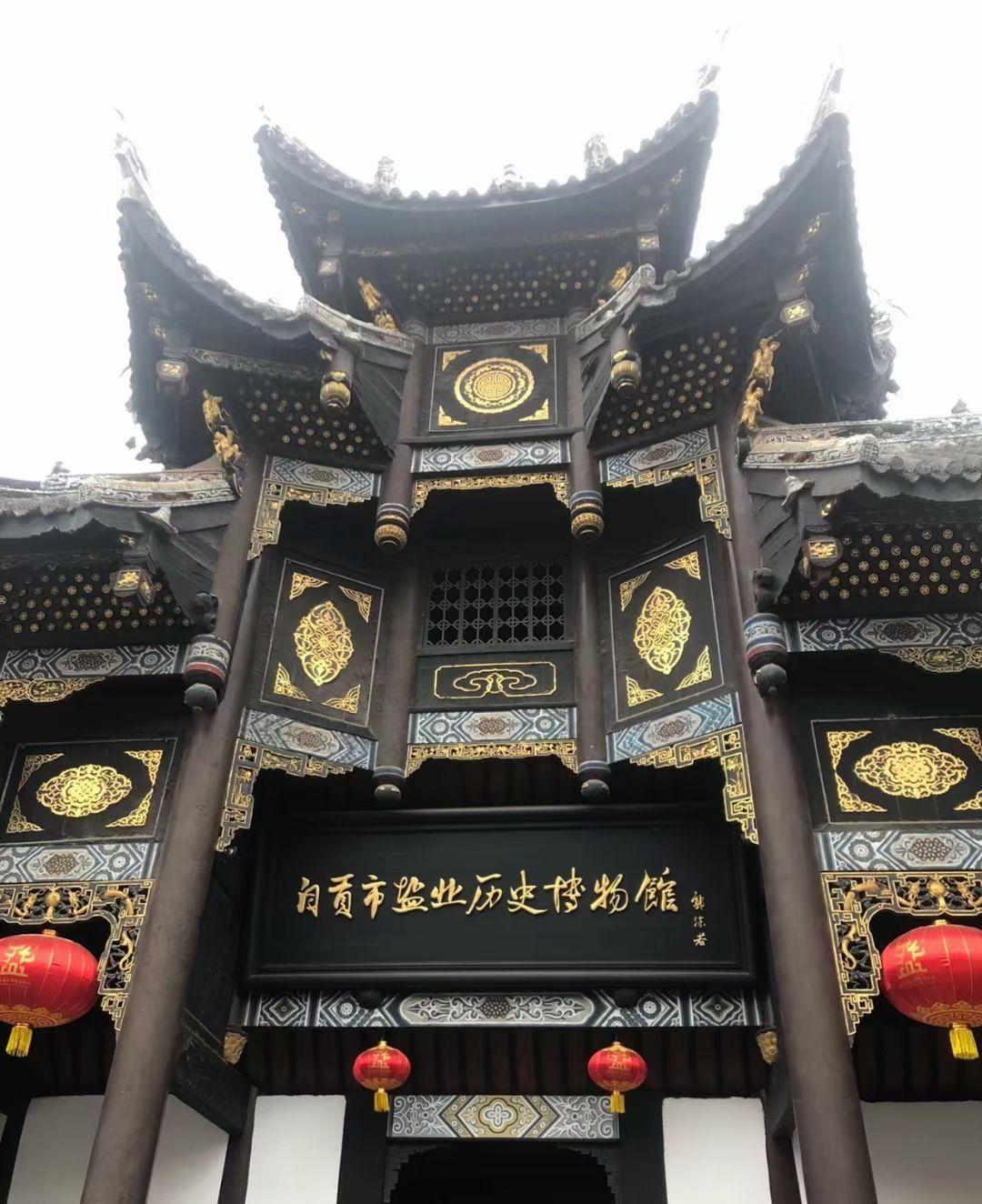 也许你不接受，但这就是现实。
第7，小鹏，卖了9.36万台。
第6，问界，卖了1