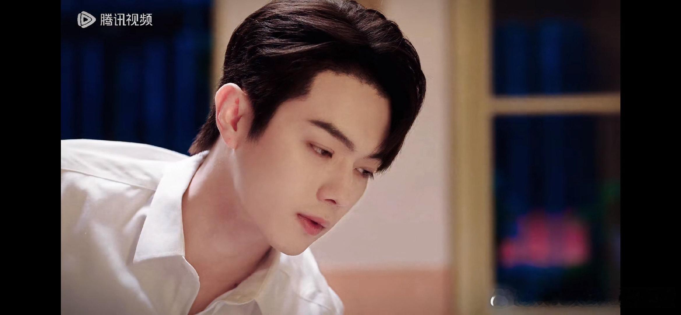 #追爱后腹黑霸总嘴更甜了#爱，在韩廷这里，从不是空谈。他以行动为笔，书写对纪星的