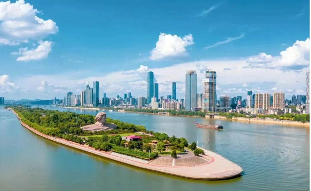 长沙楼市回暖，但这两类房子正在拉开差距！看懂长沙楼市的都明白，回暖是真的，但分化