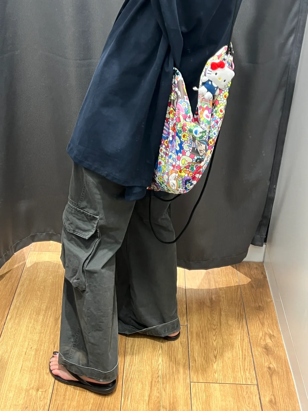 谁懂！Newjeans日专包包背上咯！