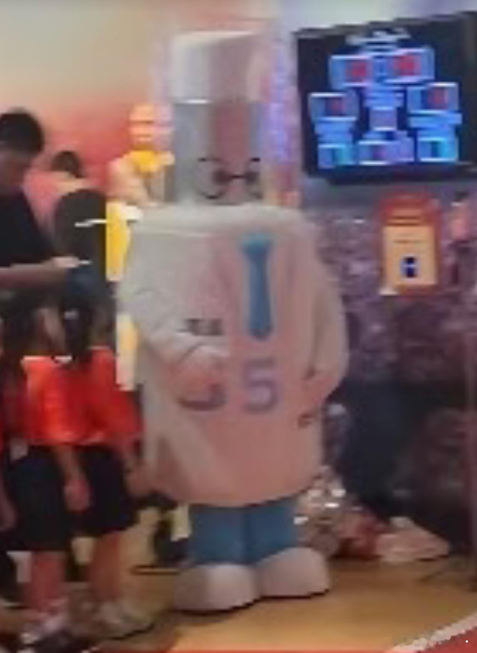 理肤泉:莎莎，莎莎哈哈哈哈哈哈哈 