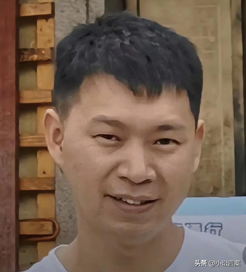 能娶到2任漂亮妻子，贺某阳追女生的确有一套。2020年，离过婚的他以粉丝身份搭讪
