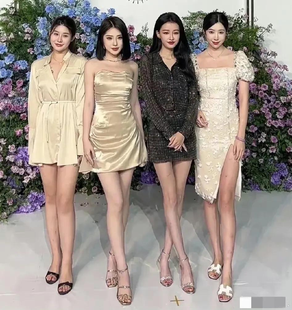 为什么会有人说网红比明星好看啊，很明显孙怡的脸更自然更有辨识度啊[泪奔]