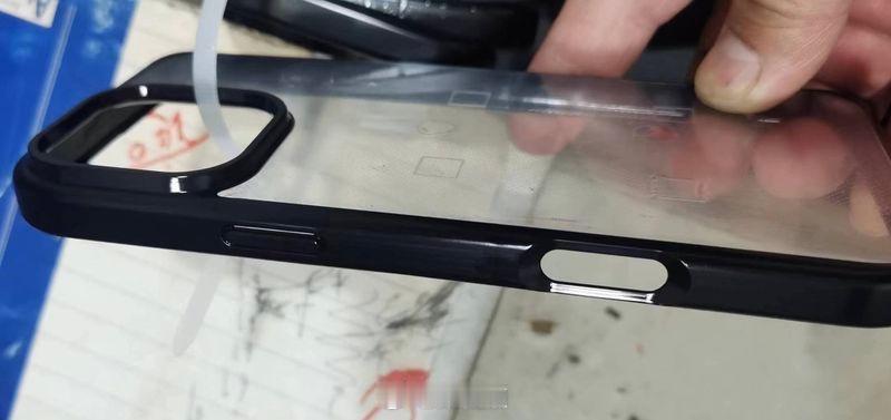 #iPhone16Pro保护壳曝光#
九月更新，三月就开始爆料，今年的iPhon