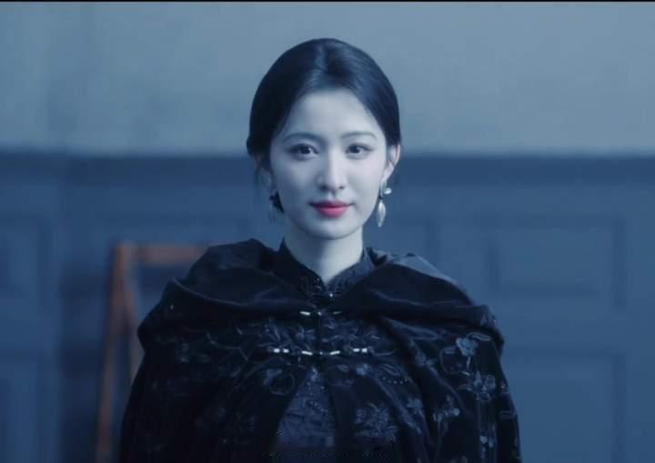 终于明白观众为什么偏爱王楚然这次的角色！明艳复仇大女主真的太适配她，搞事业的任素