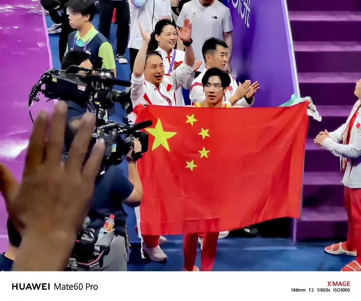 行云流水，身如蛟龙！厉害了张博恒！从16岁训练时不幸断腿骨折，18岁进入国家队训