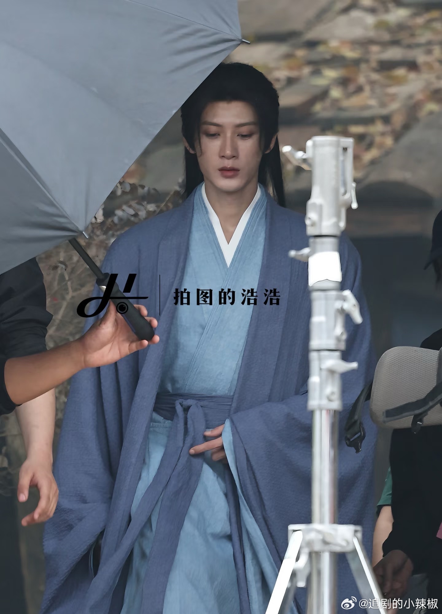 檀健次无修生图路透，这么落魄的造型眼睛都这么亮 