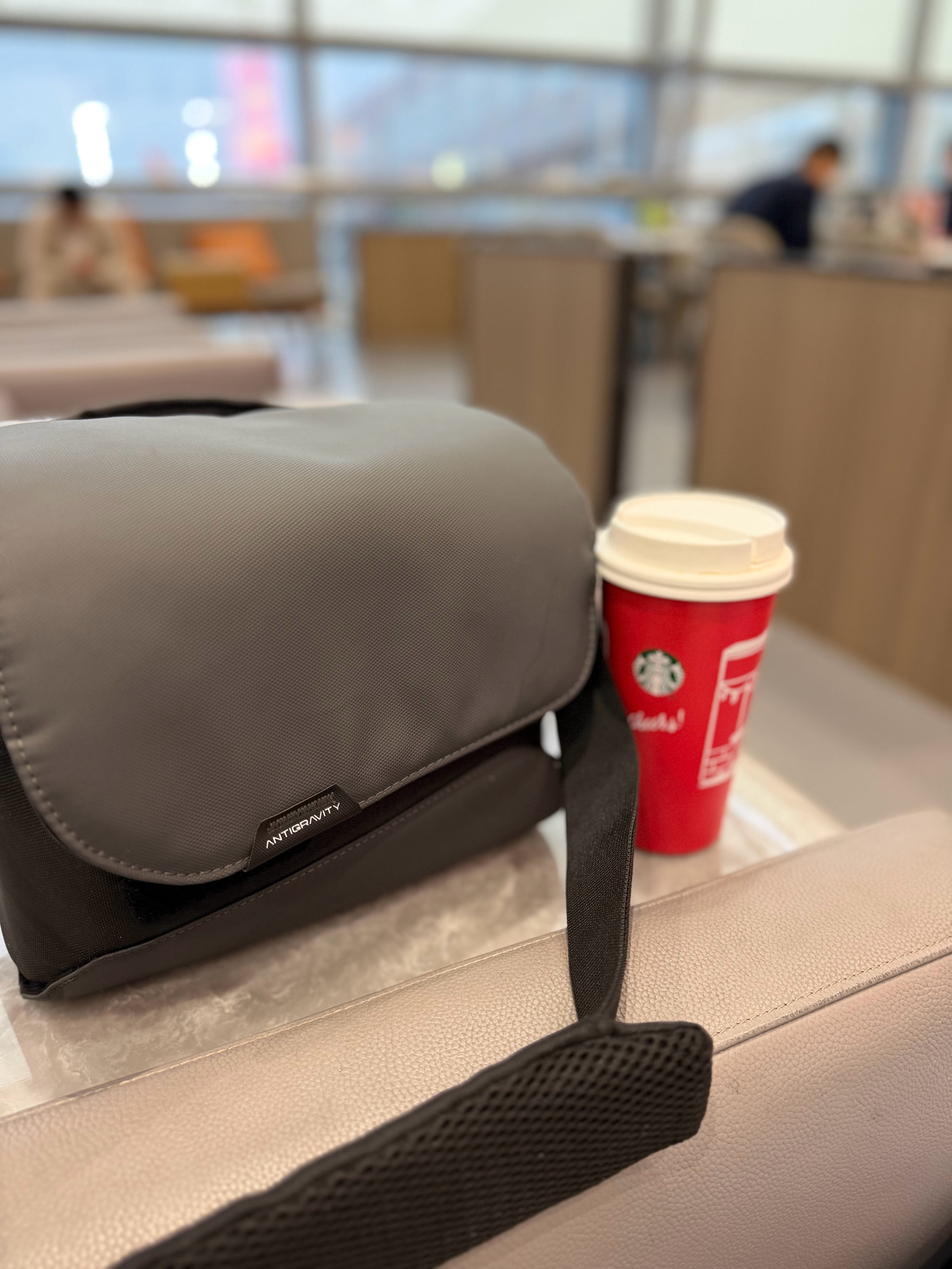 早，早班机，去参加一加 15T 发布会，接着马不停蹄去广州。这周强度依然拉满！ 