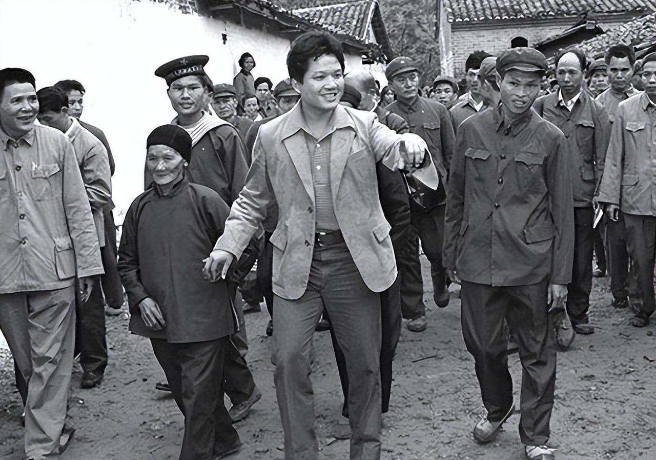 “我要去大陆，如果你不愿意，请立即跳伞。”1981年8月8日，黄植诚驾驶一架F-