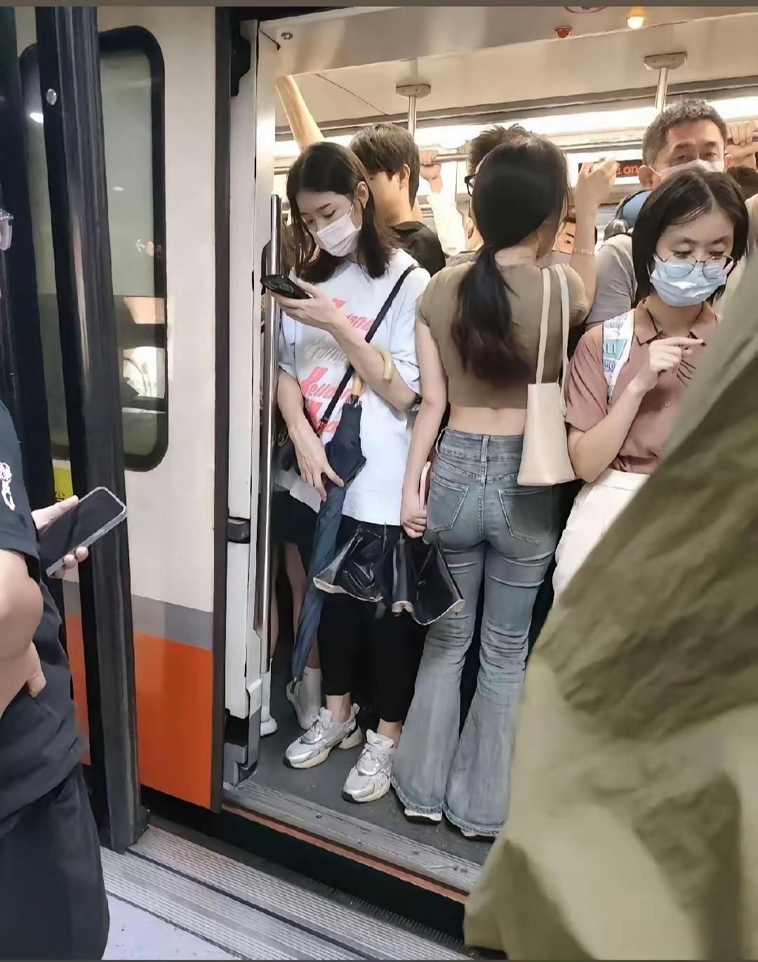 就因为一个背影你会爱上一个人吗？